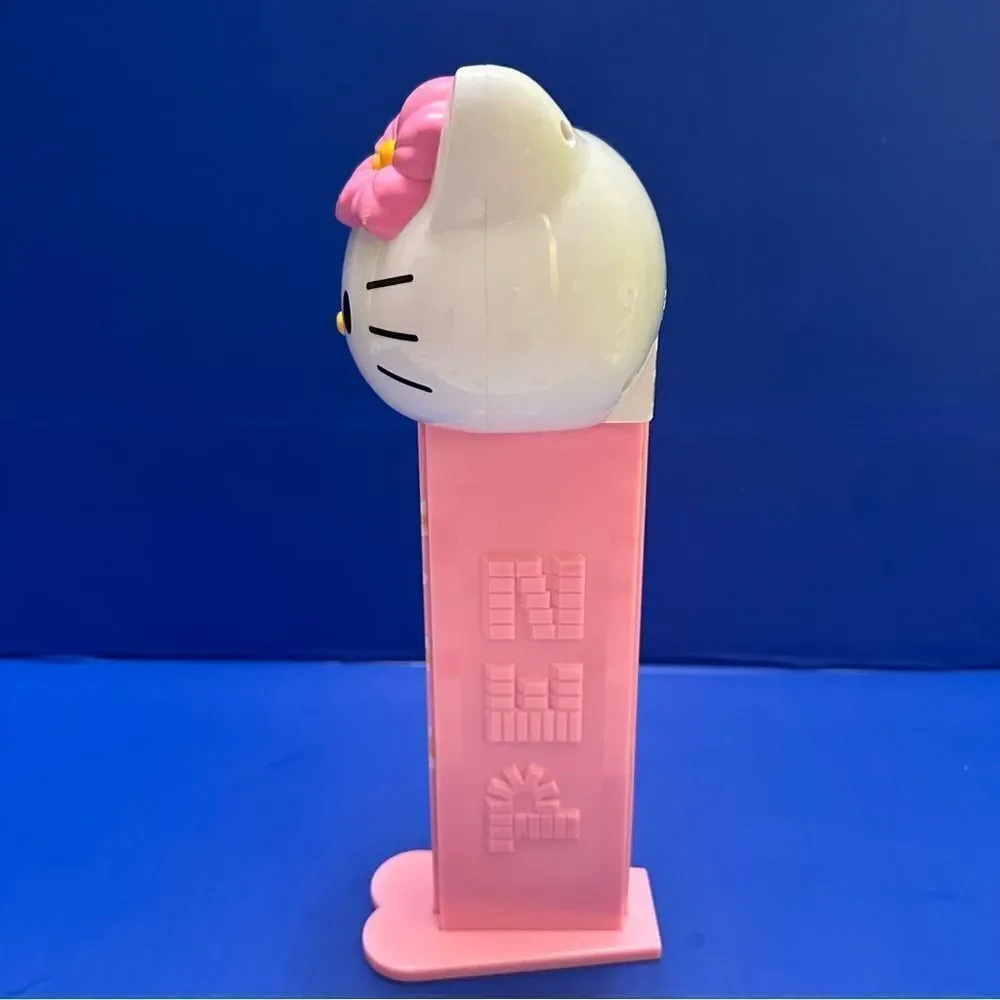 Hello Kitty Collectible Candy Pez Dispenser